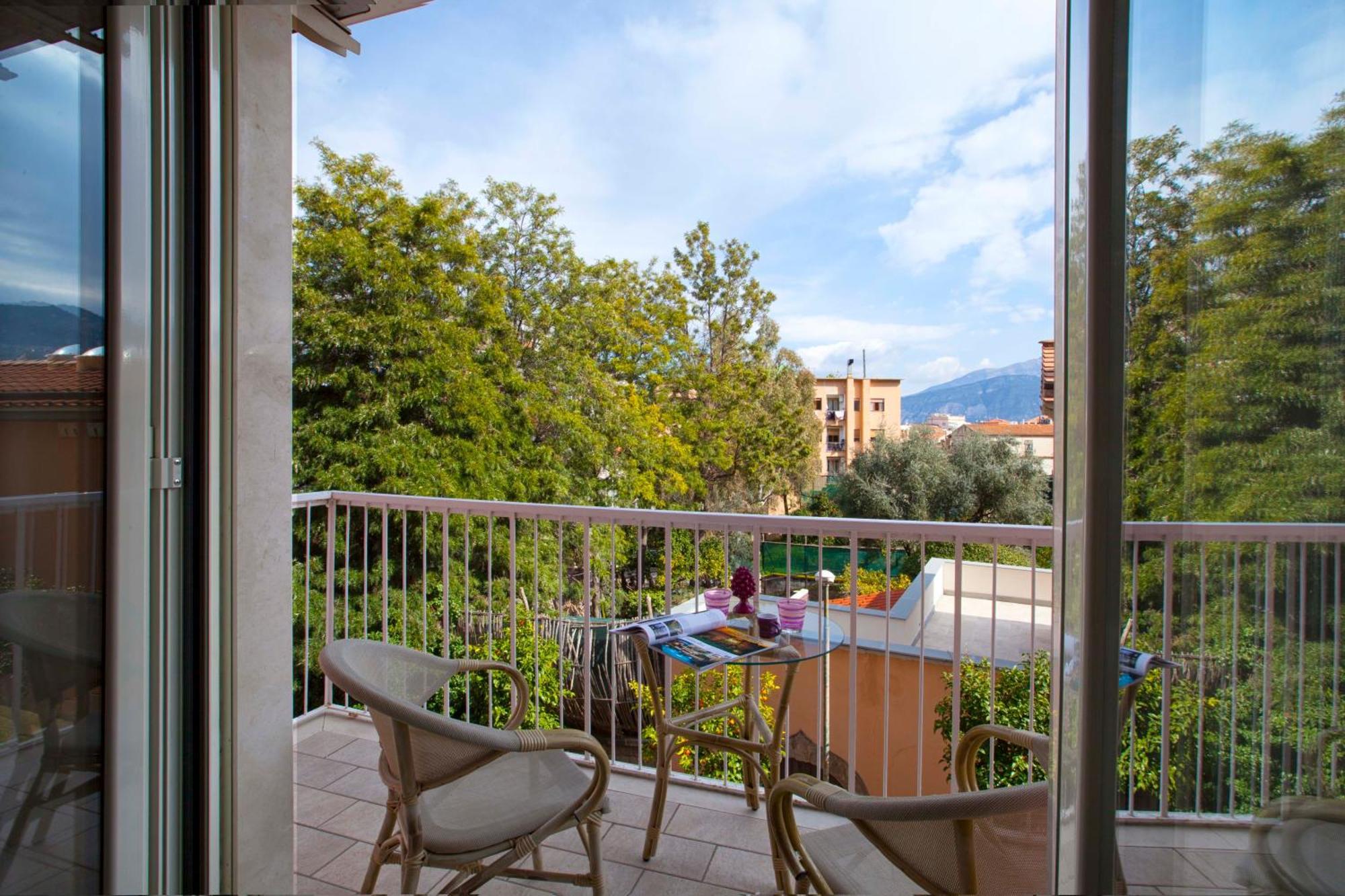 Estate4Home - L'Onda Viola Сорренто Экстерьер фото